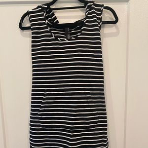 Striped hooded tunic / coverup